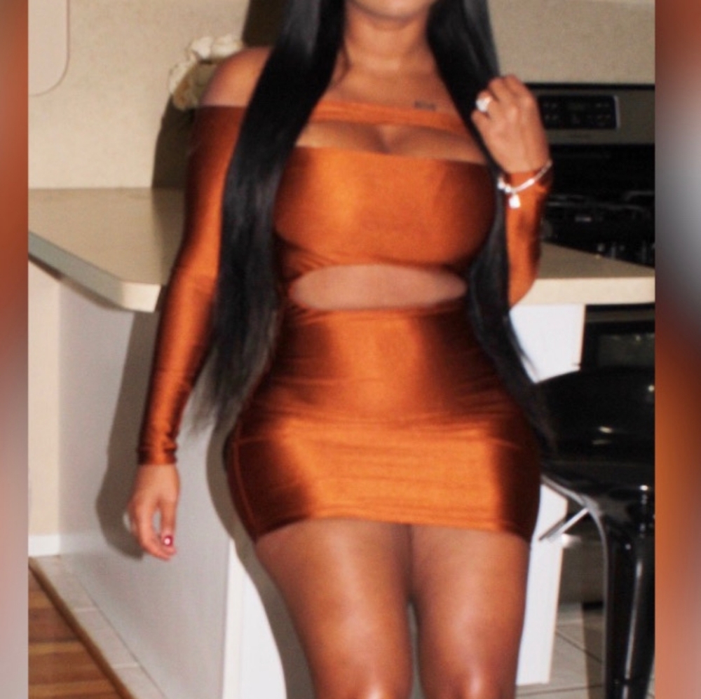 Women mini form fitted dress size small made by hot Miami Styles